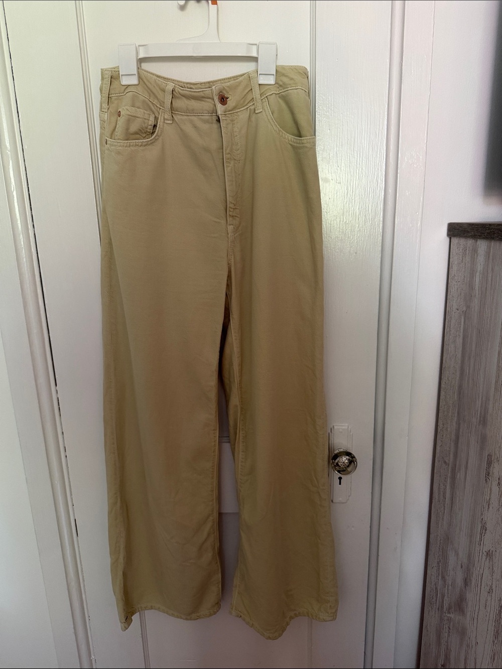 Pilcro Wide-Leg Jeans in Light Khaki